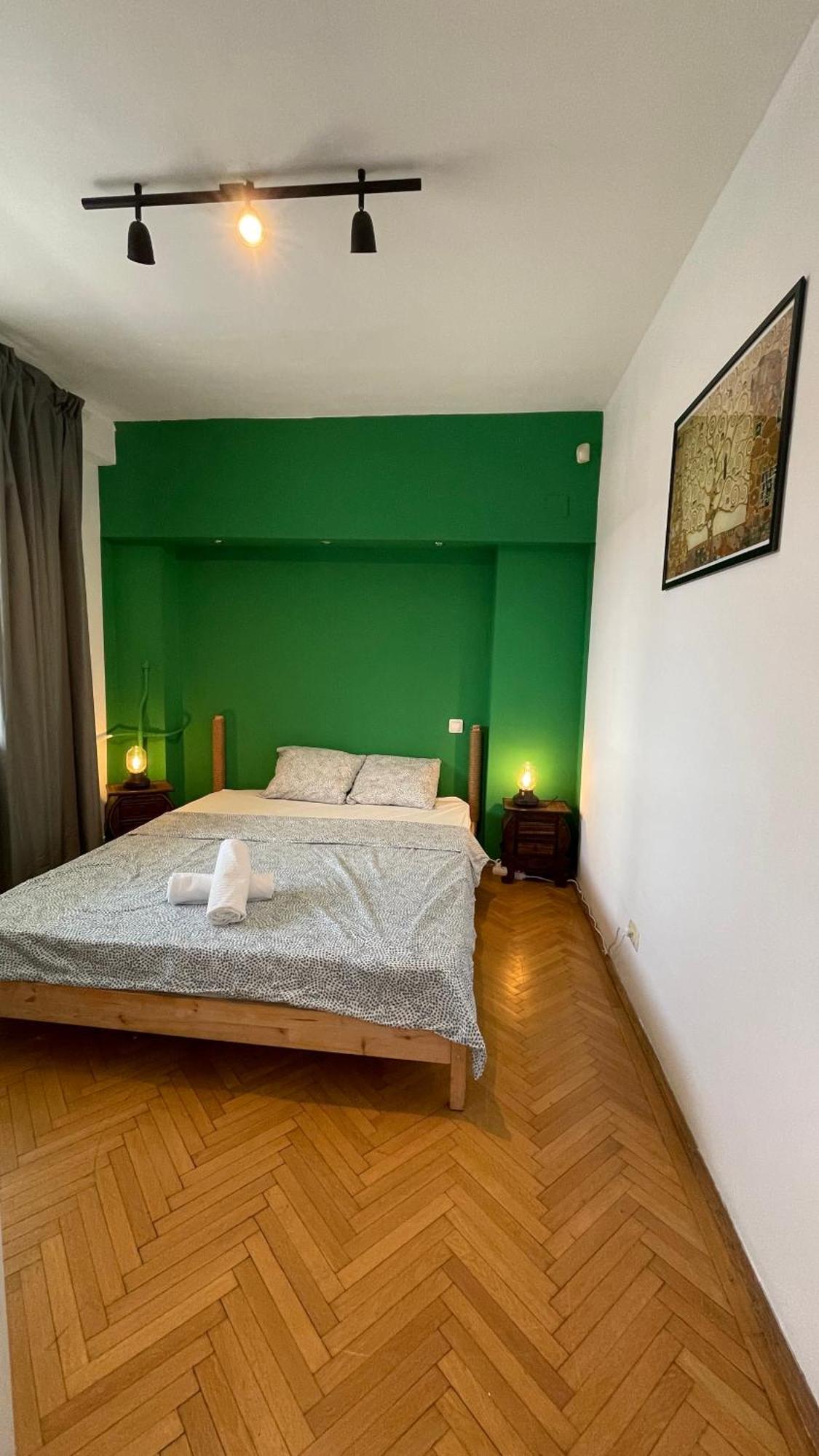Terrace Balcony Downtown Delight Old Town Oasis City Center Universitate Square Old Town Bucharest Luaran gambar